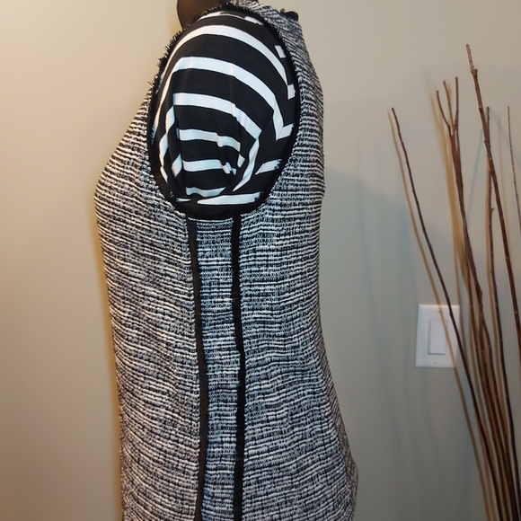 NWOT Banana Republic Black Mix Vest - Picture 2 of 6